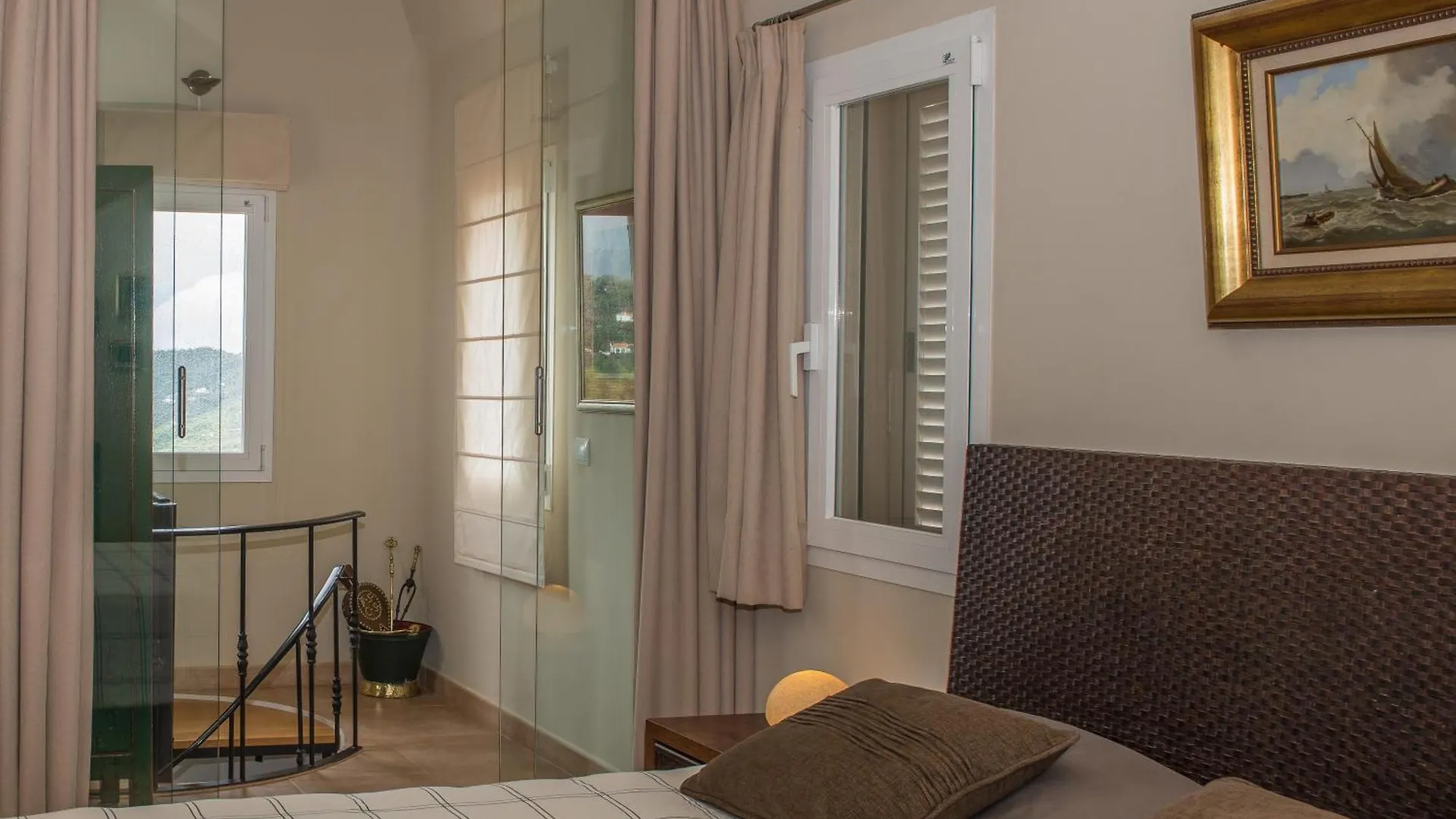 Bed & Breakfast B&B El Pajarero Arenas  Spain