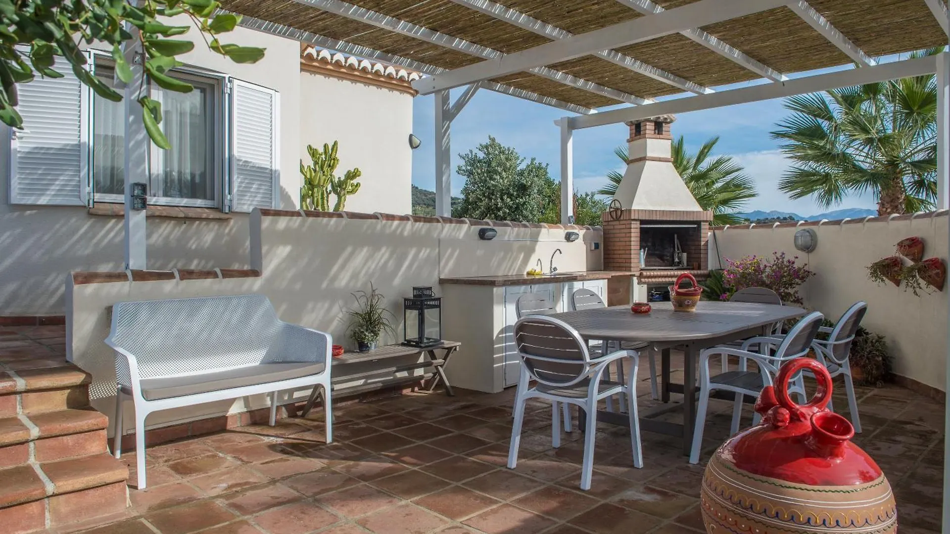 Bed & Breakfast B&B El Pajarero Arenas  Spain